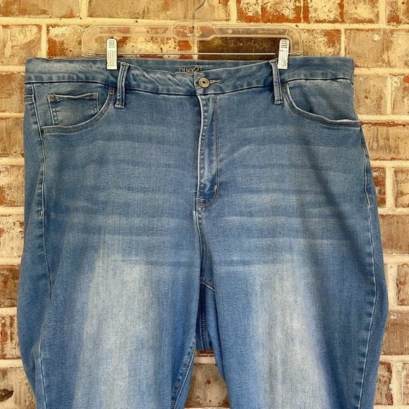 Rue21 Blue Curvy Stretchy Skinny Jeans - Picture 5 of 10